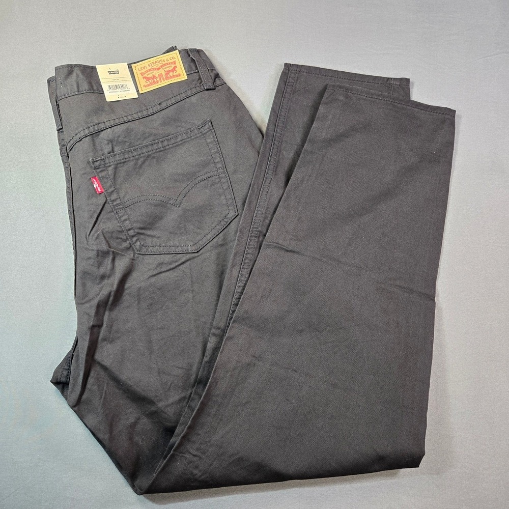 Levis 80s Mom Jeans High Rise Tapered Leg Black A3506-0321 Women's 33x30 NWT $69